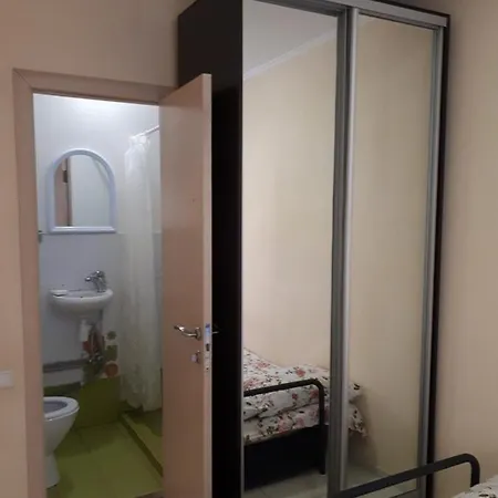 александровский 아파트 *